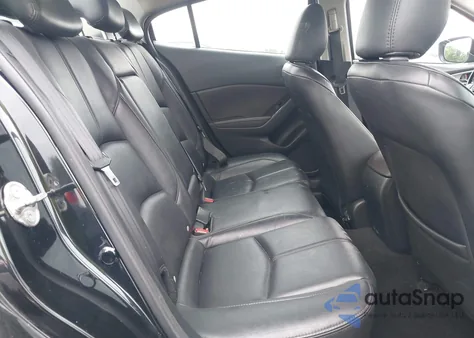 2018 Mazda Mazda3 Touring z USA, uszkodzony, nr VIN 3MZBN1V3XJM244110